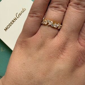 Modern Gents Wedding Band